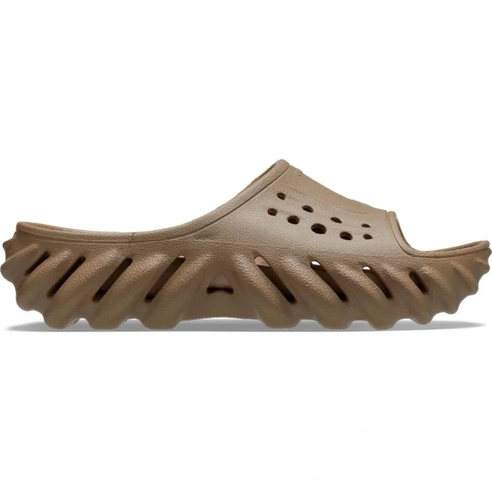 CROCS | Unisex Tan ‘Tumbleweed’ Echo Slide Shoes Mens size 8 Women’s Size 10